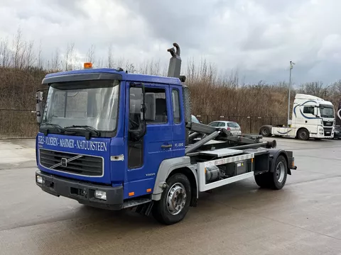 Volvo FL 220 HAAKARMSYSTEEM