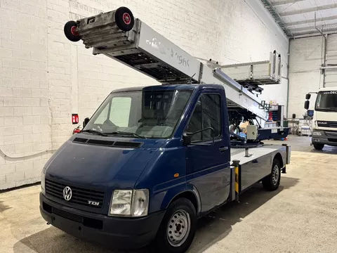 Volkswagen LT 35 TDI + WHM25 PAUS ladderlift(25m)