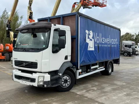 Volvo 240 FL240 BACHE MANUEEL