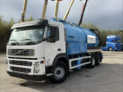 Volvo FM300 6x2 COMBI IPSAM